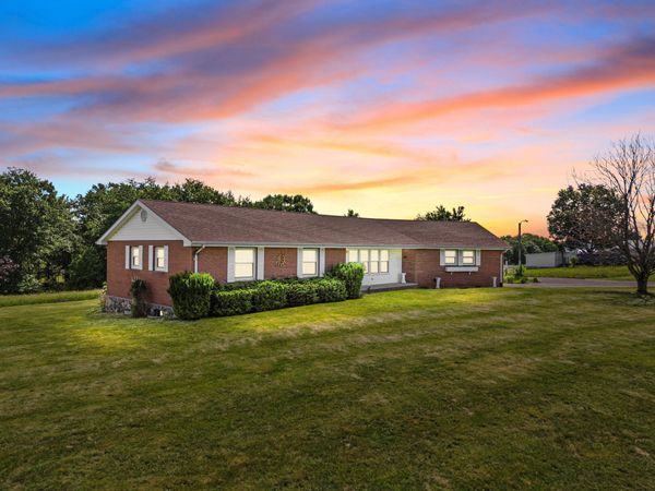 25 Shanklins Ferry, Peterstown, WV 24963