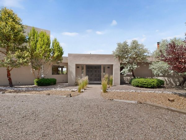 984 Lynx Loop NE, Albuquerque, NM 87122