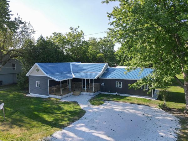 110 W Allen Street, Kentland, IN 47951