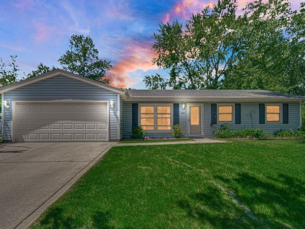 2101 Hollandale Drive , Valparaiso, IN 46383