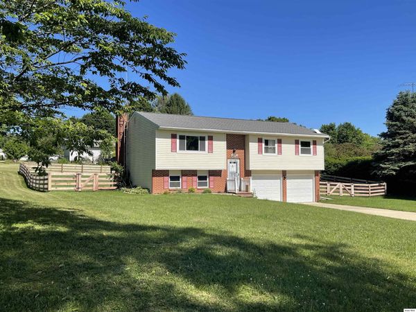 15724 Sherri Rd., Mount Vernon, OH 43050
