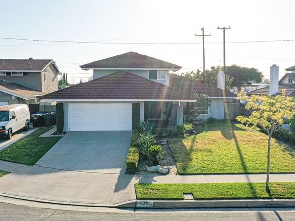 9211 Julie Beth, Cypress, CA 90630