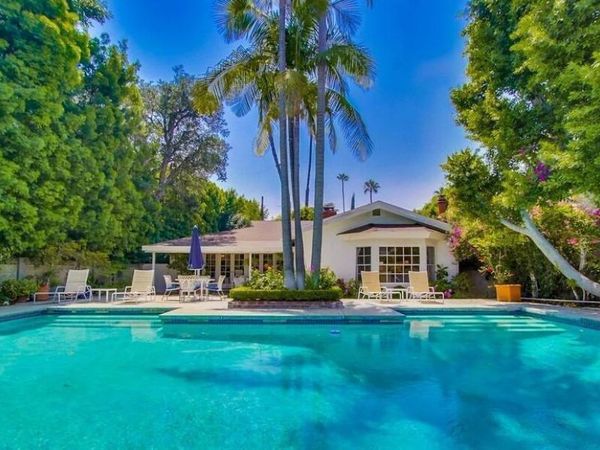 4536 Collett Avenue, Los Angeles, CA 91436