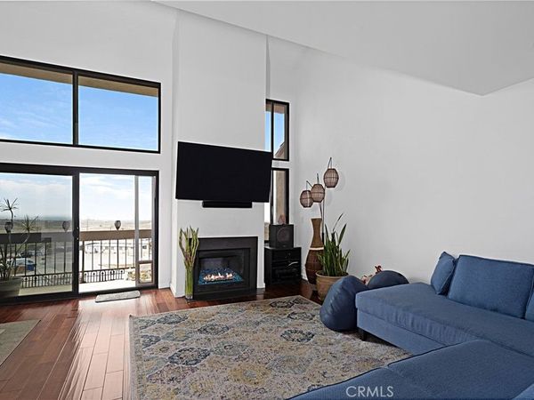 8180 Manitoba, Unit 350, Playa Del Rey, CA 90293