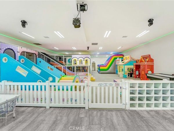 16854 San Fernando Mission Boulevard , Granada Hills, CA 91344
