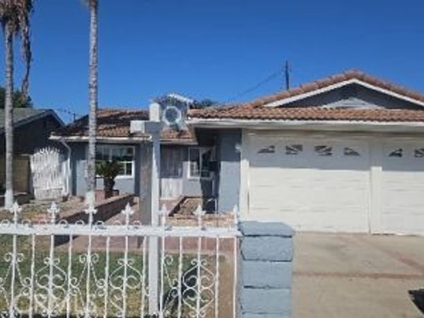 12123 Laurel, Whittier, CA 90605