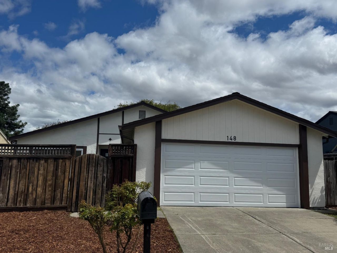 148 Obrien Circle, Vallejo, CA 94589 Main Photo
