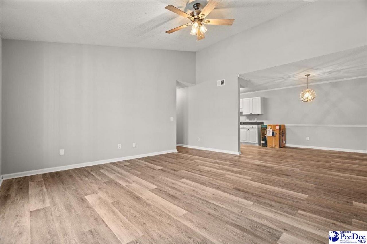 1415 Golf Terrace Blvd. Apt 6 Photo 9
