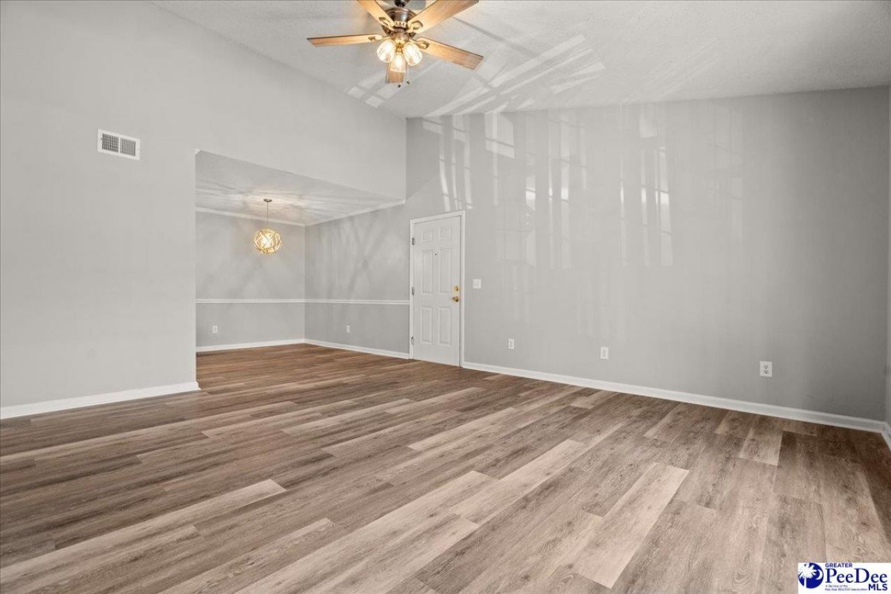 1415 Golf Terrace Blvd. Apt 6 Photo 10