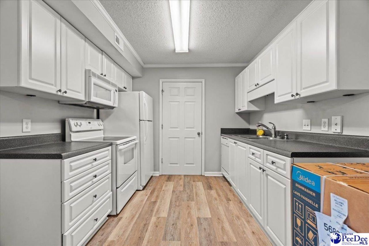 1415 Golf Terrace Blvd. Apt 6 Photo 13