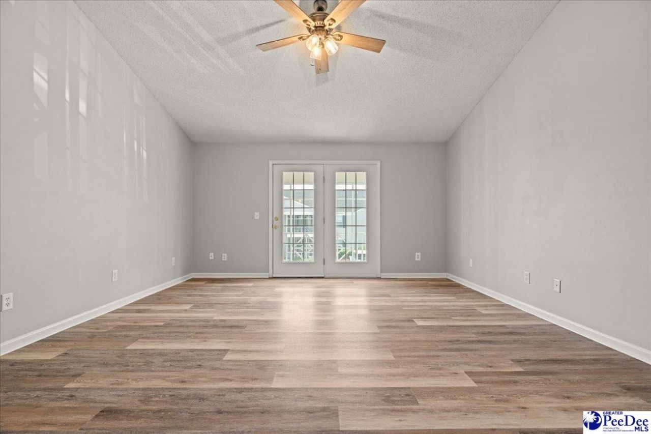 1415 Golf Terrace Blvd. Apt 6 Photo 7