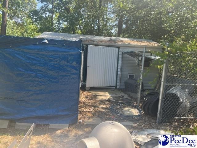 2104 Hearthstone Road Photo 15