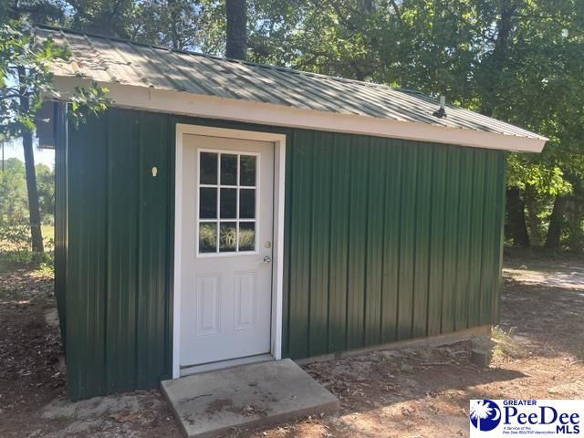 2104 Hearthstone Road Photo 17