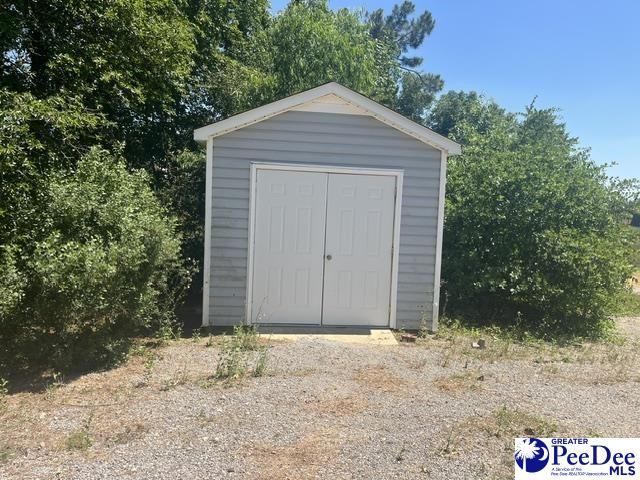 2104 Hearthstone Road Photo 18