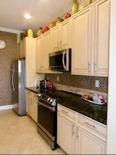 6898 Julia Gardens Drive, Coconut Creek, FL 33073 Photo