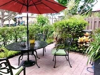 6898 Julia Gardens Drive, Coconut Creek, FL 33073 Photo