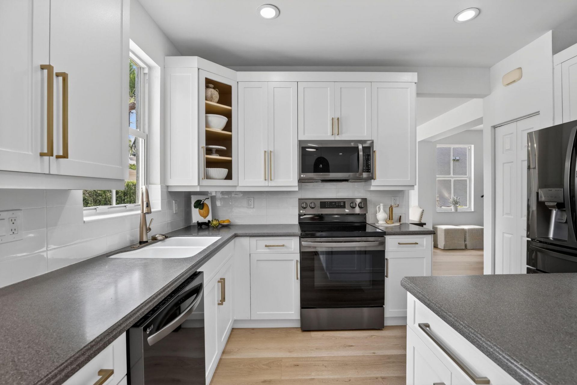 4299 Laurel Ridge Circle, Weston, FL 33331 Photo