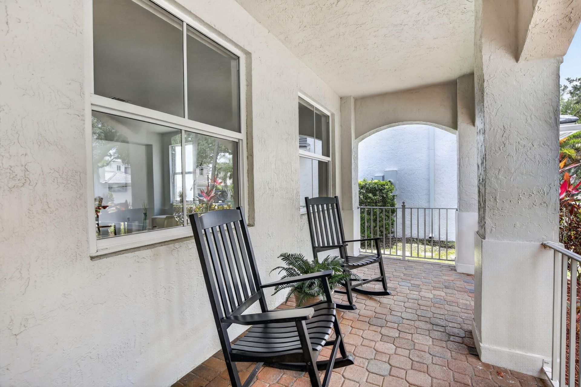 4299 Laurel Ridge Circle, Weston, FL 33331 Photo