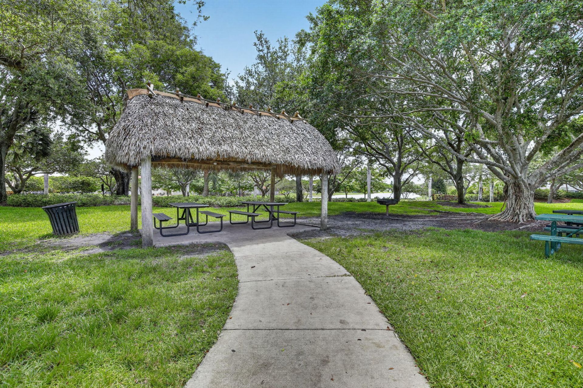 4299 Laurel Ridge Circle, Weston, FL 33331 Photo