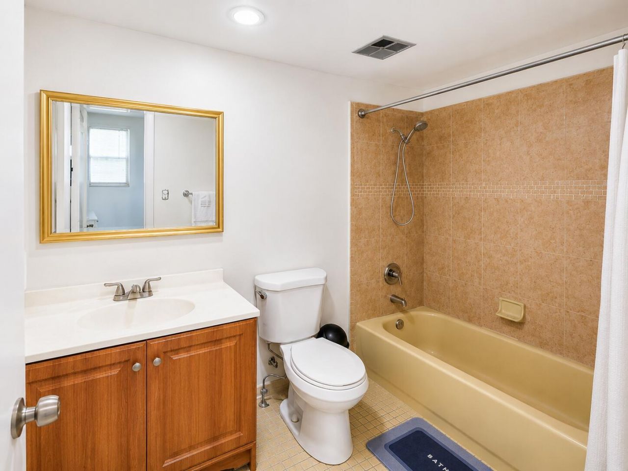 2750 W Sunrise Lakes Drive W, Unit 112, Sunrise, FL 33322 Photo