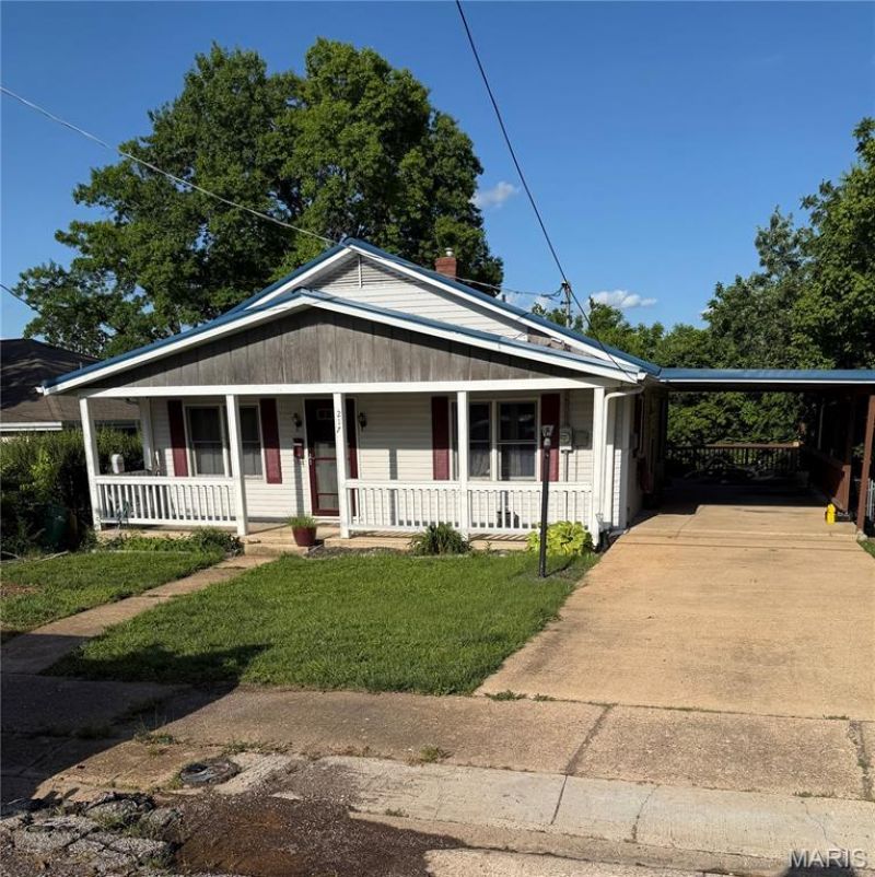 217 Donnelly Street , De Soto, MO 63020 Main Photo