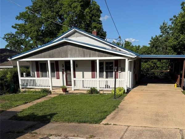 217 Donnelly Street, De Soto, MO 63020