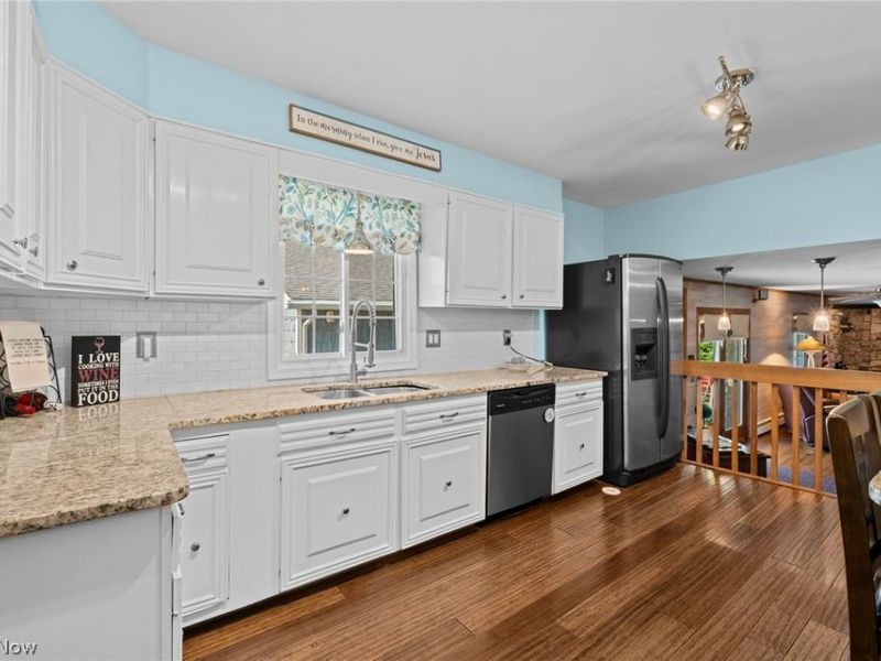 482 N Hillcrest Drive, Lakeside Marblehead, OH 43440 Photo 13
