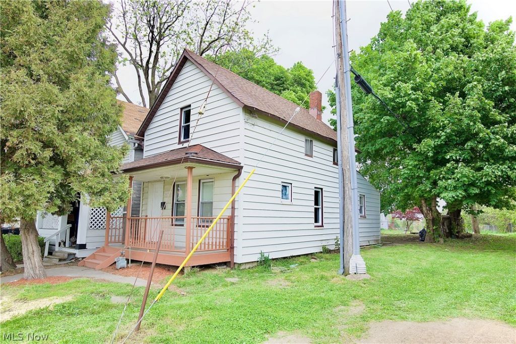 3097 W 106th Street , Cleveland, OH 44111 Main Photo