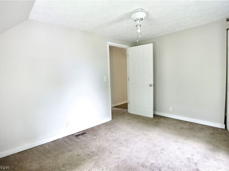 3097 W 106th Street , Cleveland, OH 44111 Photo 14