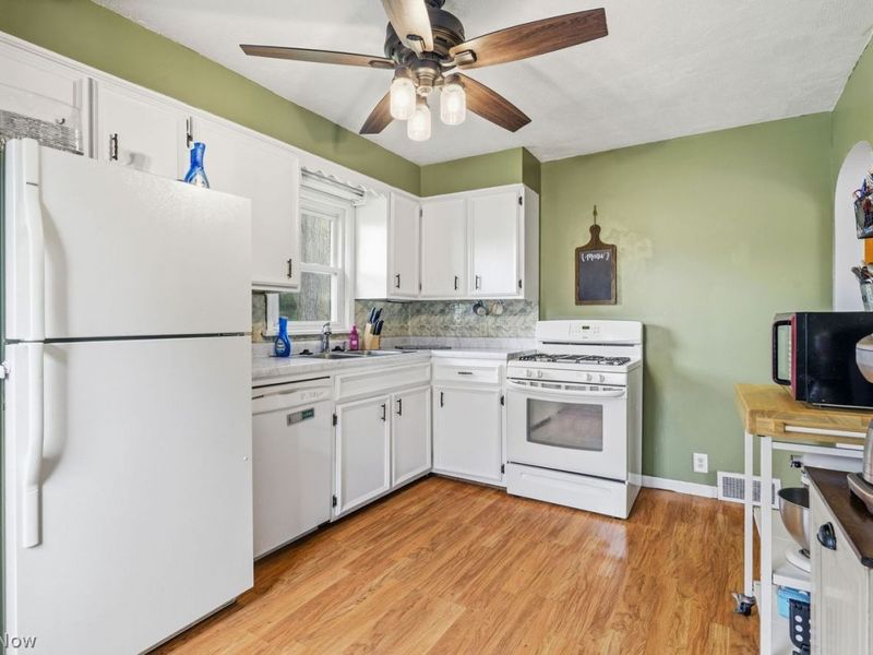 510 38th Street NW, Canton, OH 44709 Photo 6