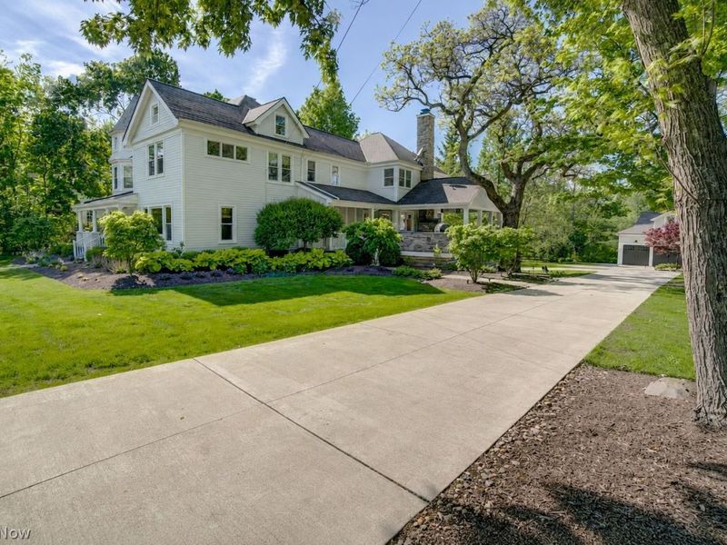 63 E Summit Street , Chagrin Falls, OH 44022 Photo 3