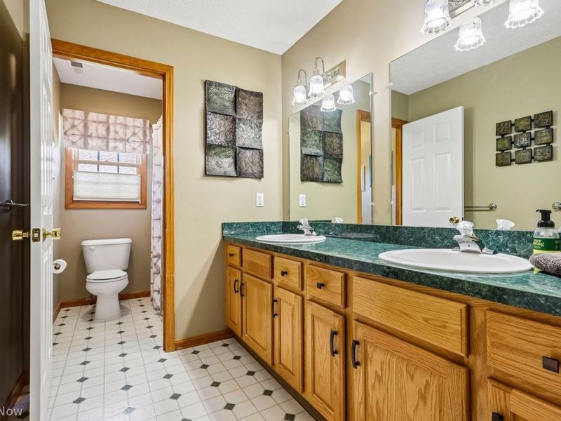 26643 Primrose Lane, Westlake, OH 44145 Photo 17