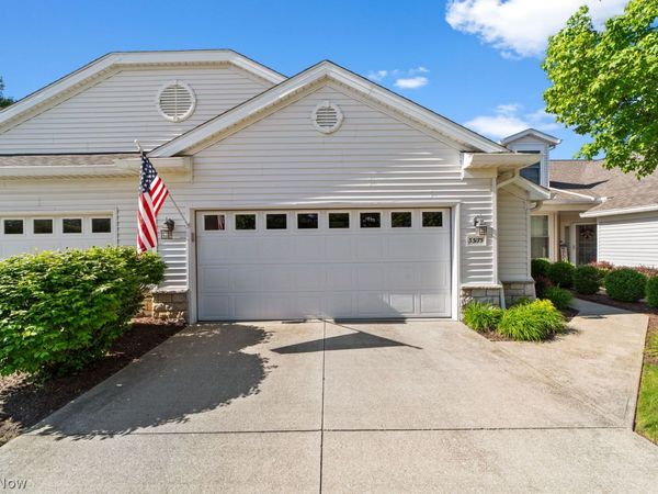 33175 Fairport Drive , Avon Lake, OH 44012
