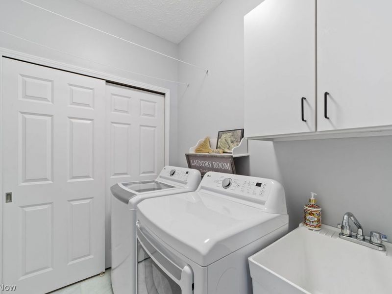 33175 Fairport Drive , Avon Lake, OH 44012 Photo 30
