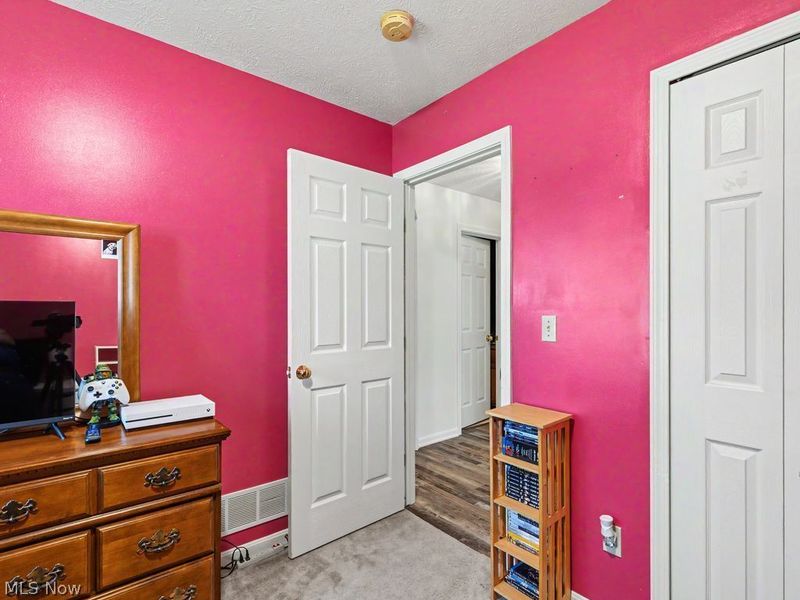 523 Seaton Court, Akron, OH 44319 Photo 19