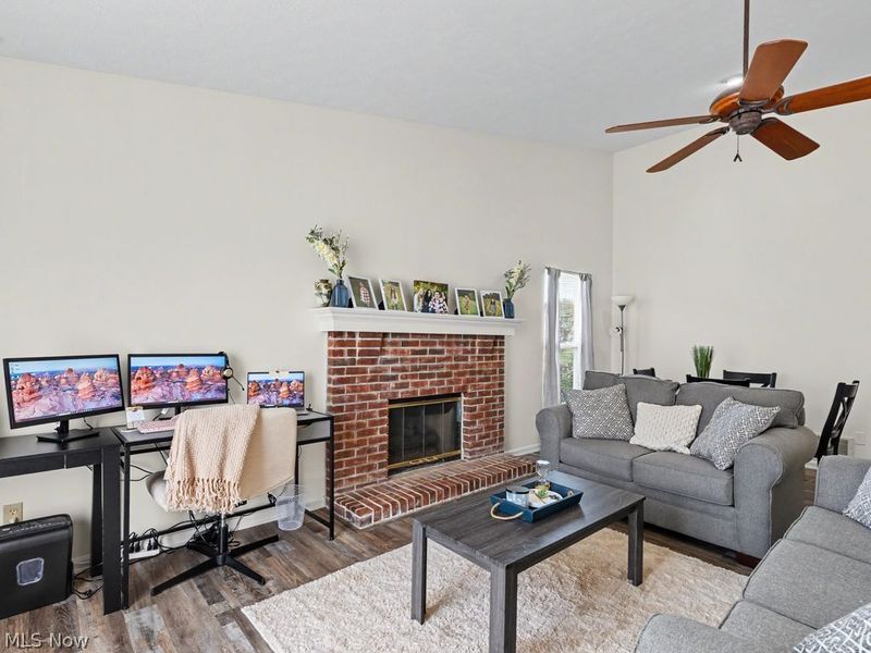 523 Seaton Court, Akron, OH 44319 Photo 3