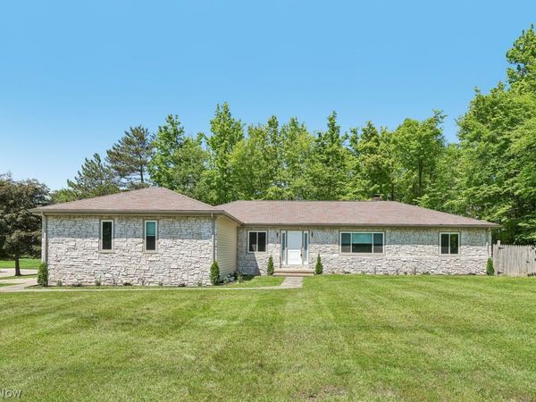 32383 S Burr Oak Drive , Solon, OH 44139