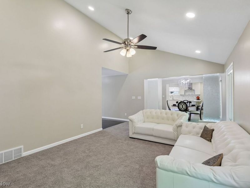 32383 S Burr Oak Drive, Solon, OH 44139 Photo 10