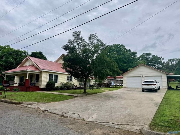 117 Mcclellan Street, Piedmont, AL 36272
