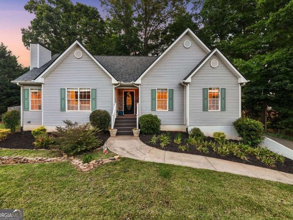 1086 Fieldstone Drive, Canton, GA 30114
