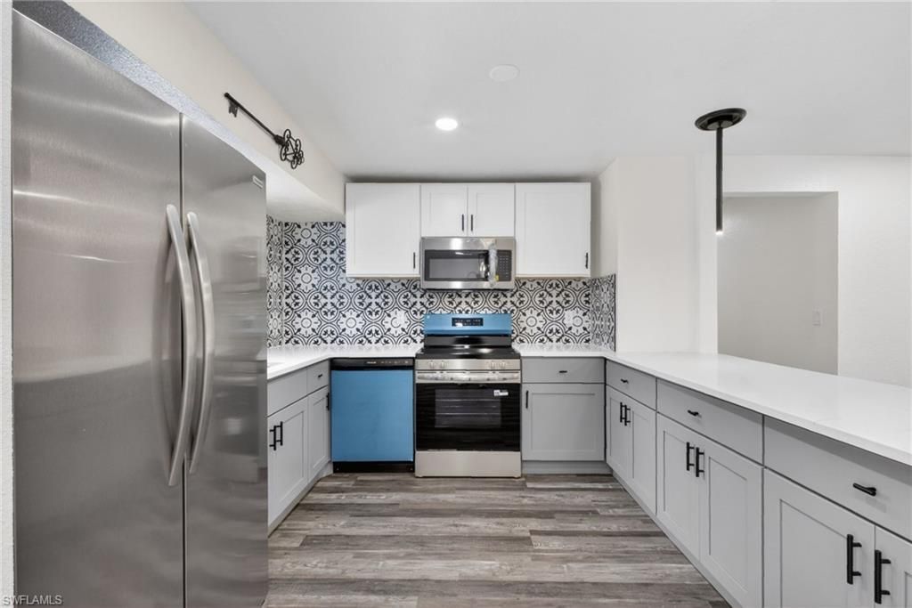 280 1st St Nw, Naples, FL 34120 Photo