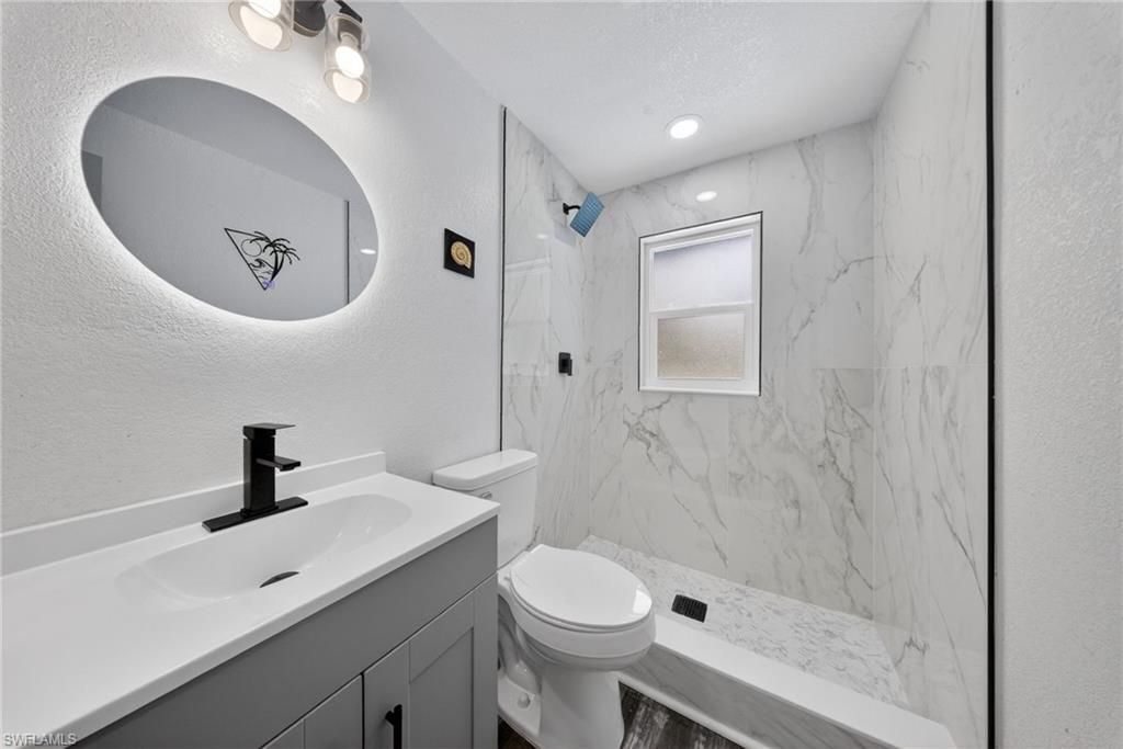 280 1st St Nw, Naples, FL 34120 Photo