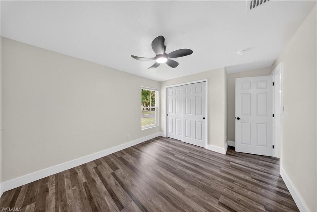 280 1st St Nw, Naples, FL 34120 Photo