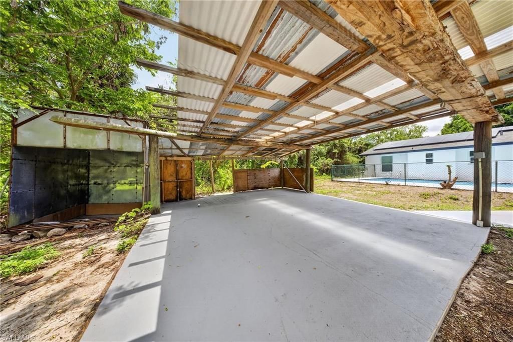 280 1st St Nw, Naples, FL 34120 Photo