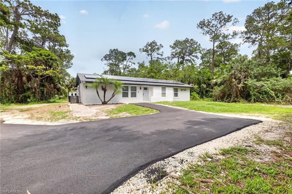 280 1st St Nw, Naples, FL 34120 Photo