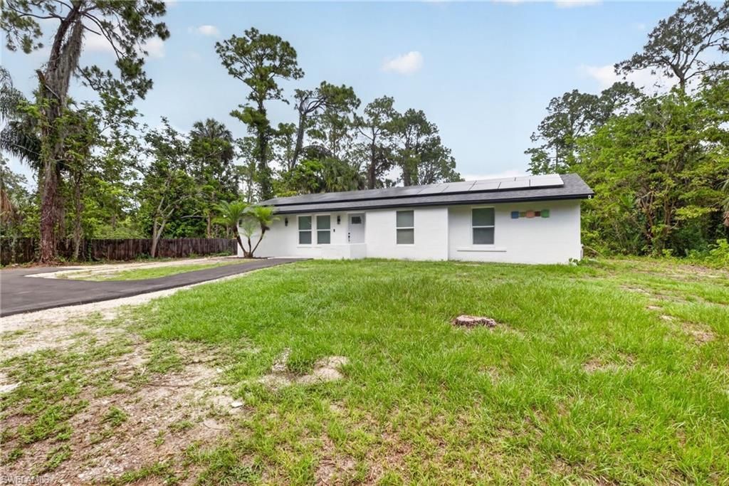 280 1st St Nw, Naples, FL 34120 Photo