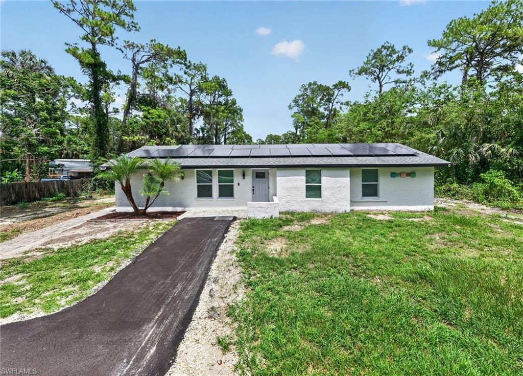 280 1st St Nw, Naples, FL 34120 Photo