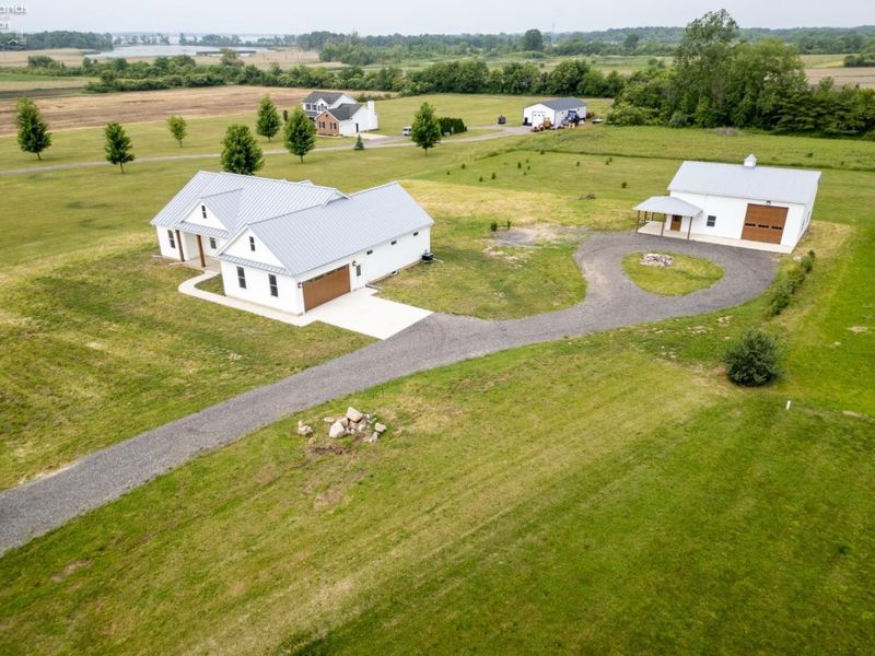 1290 S Hartshorn Road, Marblehead, OH 43440 Photo 3