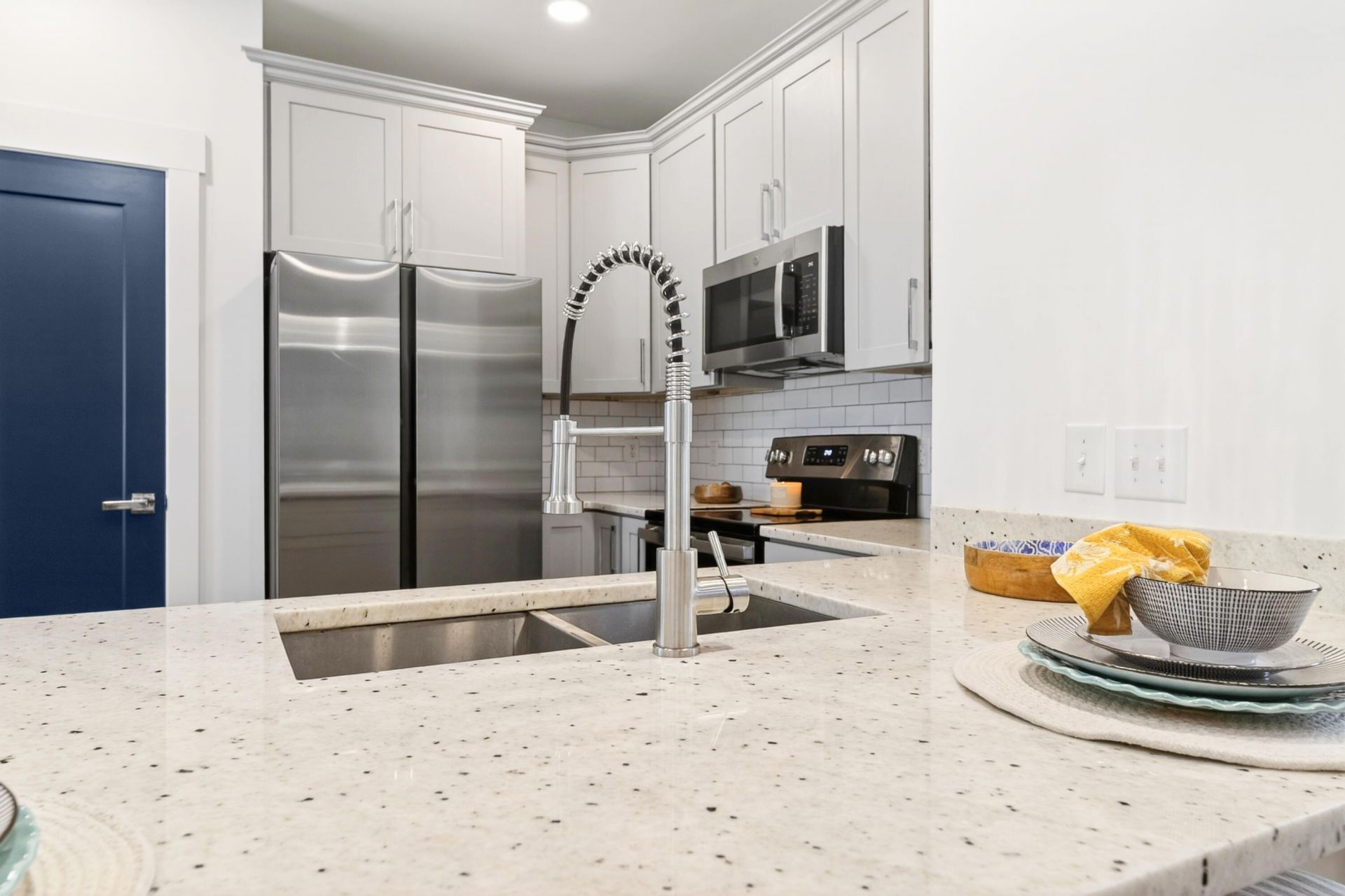 2034 NE Longwood Road Photo 12