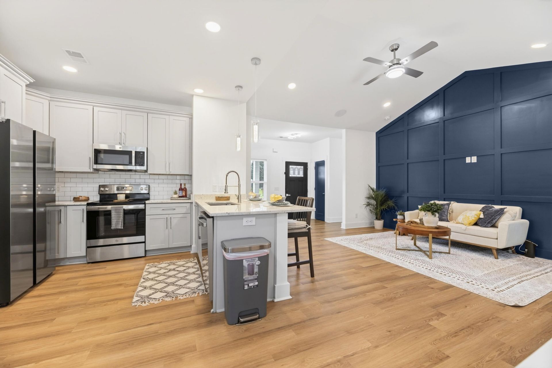 2034 NE Longwood Road Photo 18